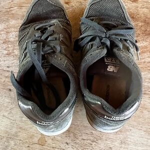 New Balance Green Sneakers